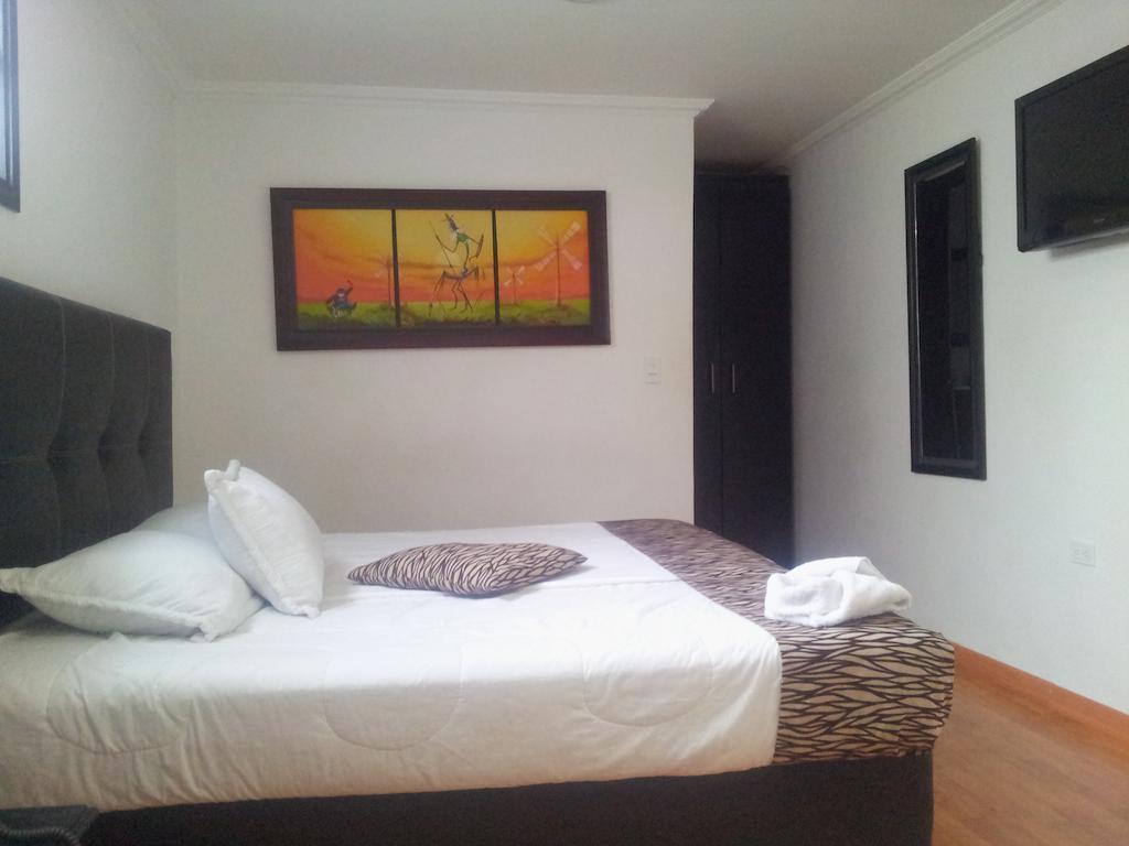 Hotel Santiago Plaza Bogotá Quarto foto